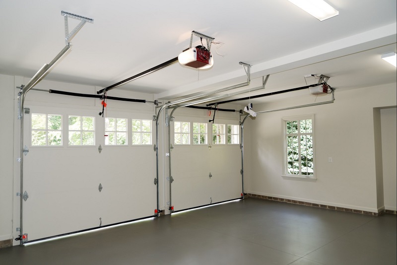 Maximizing Garage Security: Knowing When to Repair or Replace